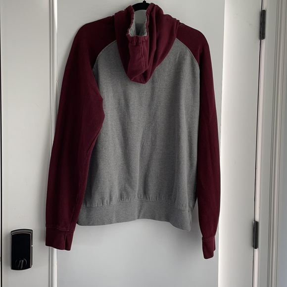 Hard Rock brand hoodie Dublin, size large. Tub 6 - Picture 5 of 5